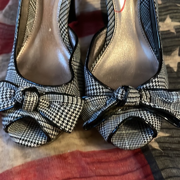 Unlisted shoes - Picture 7 of 9